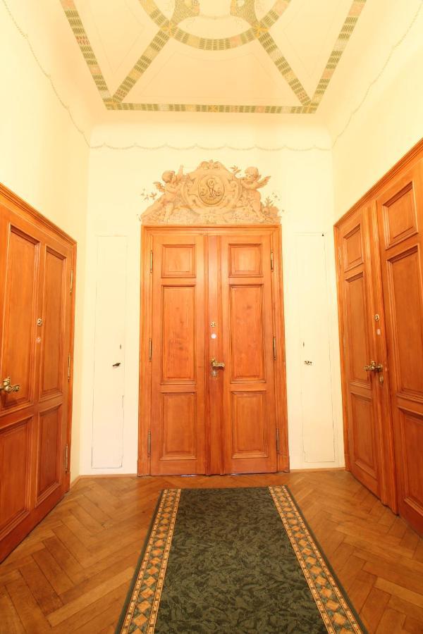 Schloss Gattersburg Otel Grimma Dış mekan fotoğraf